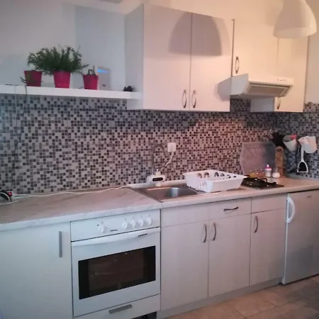 Velmani Appartement Posedarje